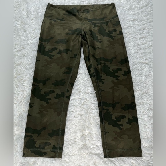 Lululemon | Align Il Crop Leggings | Heritage 365 Camo Green Twill Multi - Picture 4 of 8
